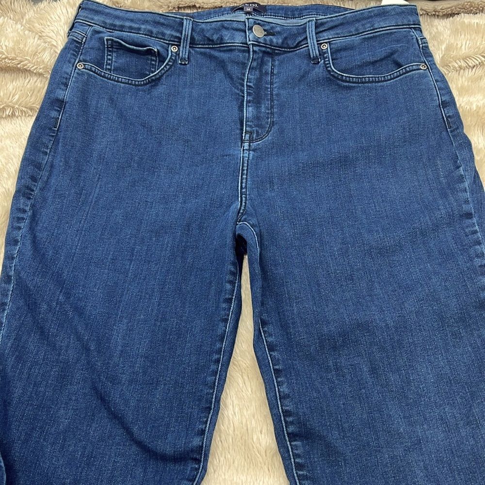 NYDJ dark wash high waist Capri raw hem size 14